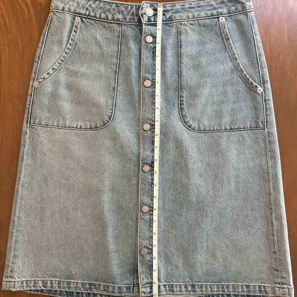 Daily Blue Denim Faye Skirt in Lake wash| size: M - Picture 9 of 13